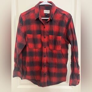 Men’s plaid button down